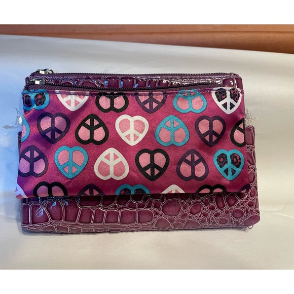 Modella’s 2pc Croc Set - Picture 8 of 16